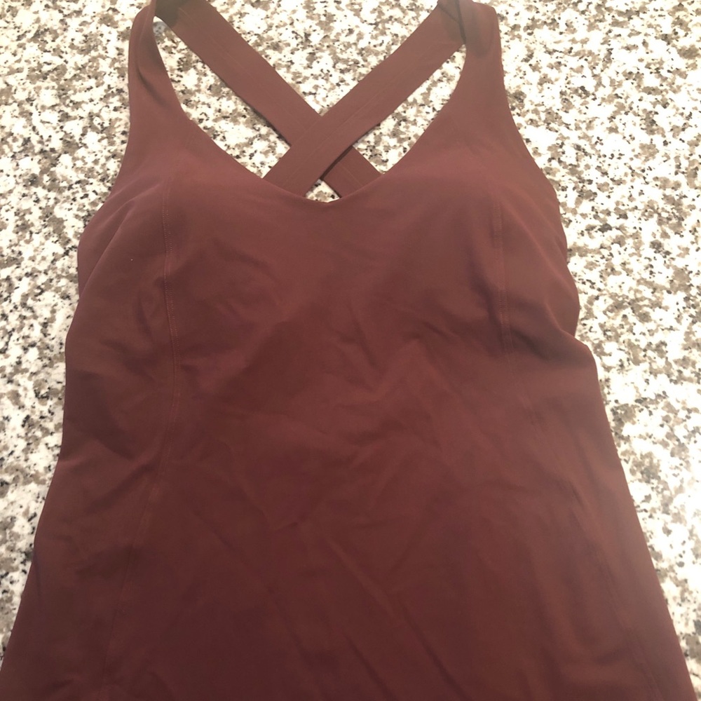 Nearly new lulu built-in support tank